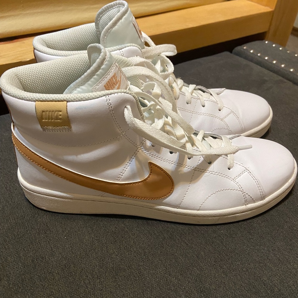 Nike Men's Court Royale 2 Mid Shoes